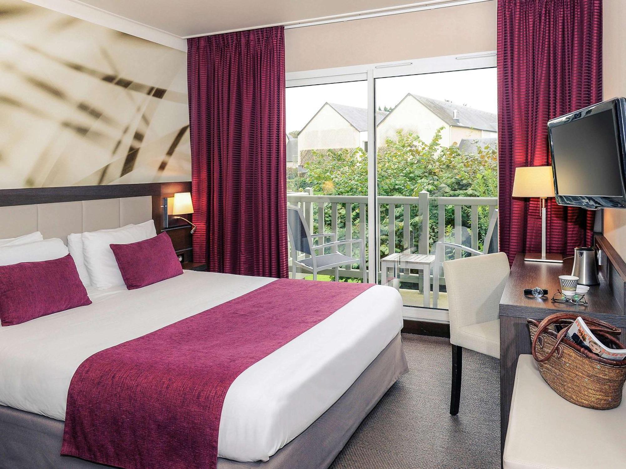 Mercure Bayeux Omaha Beach Port-en-Bessin-Huppain Exterior photo